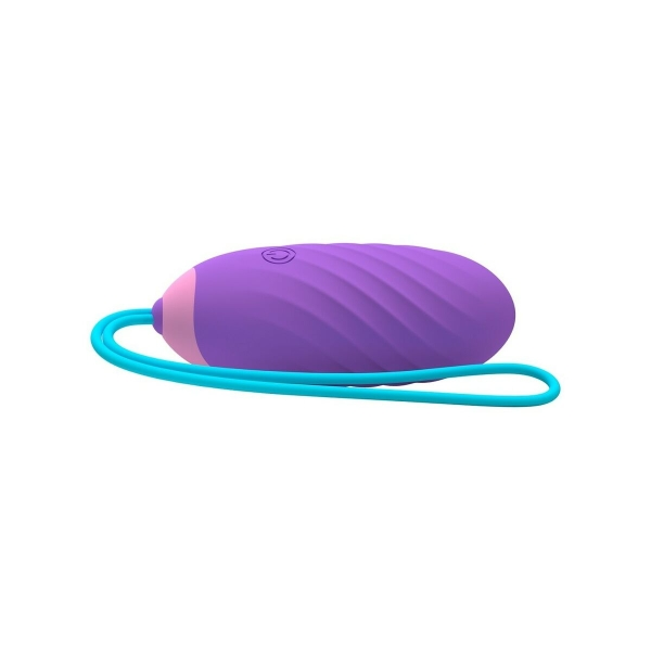 Vibrador Egy compacto, com controle remoto, espirais estimulantes e acabamento em silicone hipoalergénico, ideal para uso vaginal, clitoriano e em zonas sensíveis.